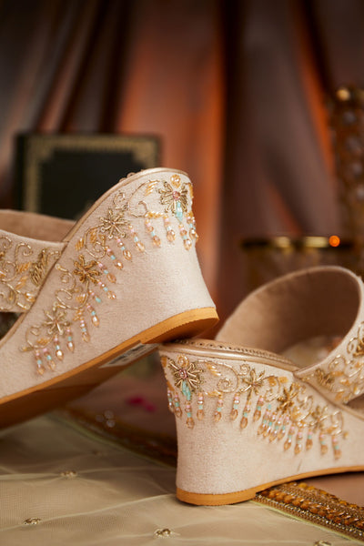 Gulzaar Wedges